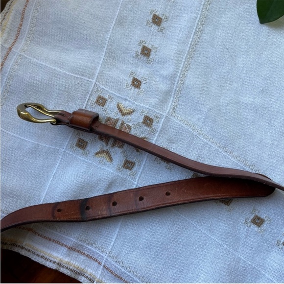 Eddie Bauer leather belt - Picture 3 of 5